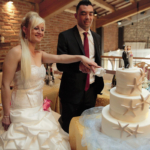 Matrimonio di Sandy e Amin in Villa delle Rose Vicenza - Il taglio della torta